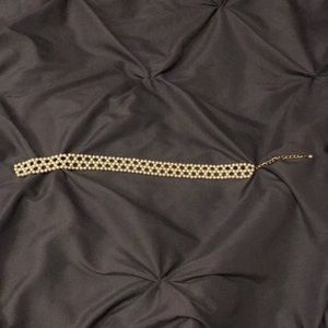 Pearl choker